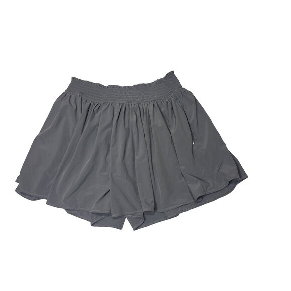 Athleta Pants - Athleta Wide Leg Shorts Womens Yoga Shorts size small Gray zipper pockets